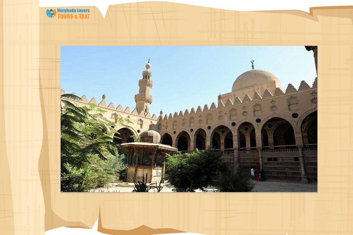 مسجد الطنبغا المارداني في شارع التبانة باب الوزير منطقة الدرب الأحمر القاهرة مصر