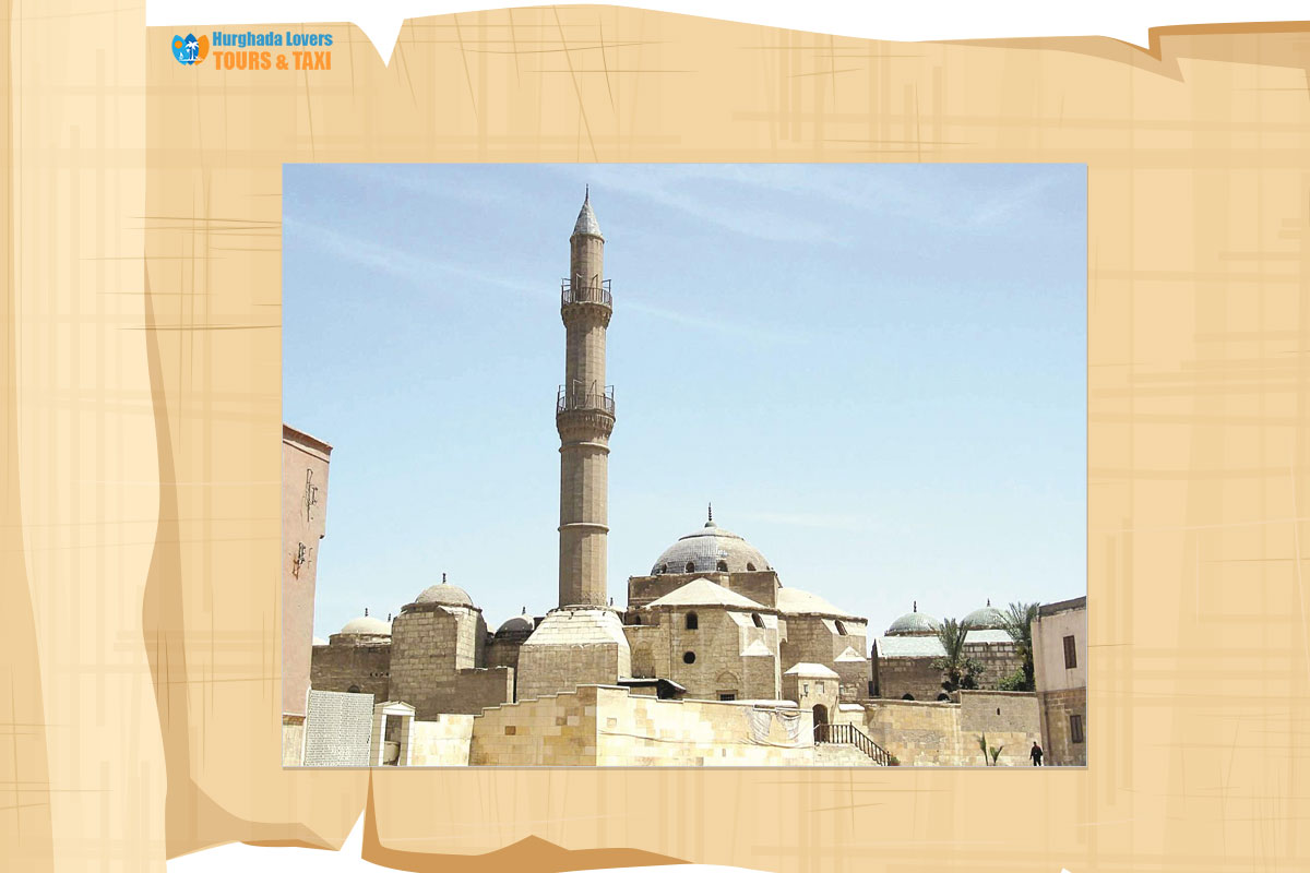 مسجد سليمان باشا الخادم تاريخ بناء جامع سارية الجبل في قلعة صلاح الدين الأيوبي القاهرة مصر