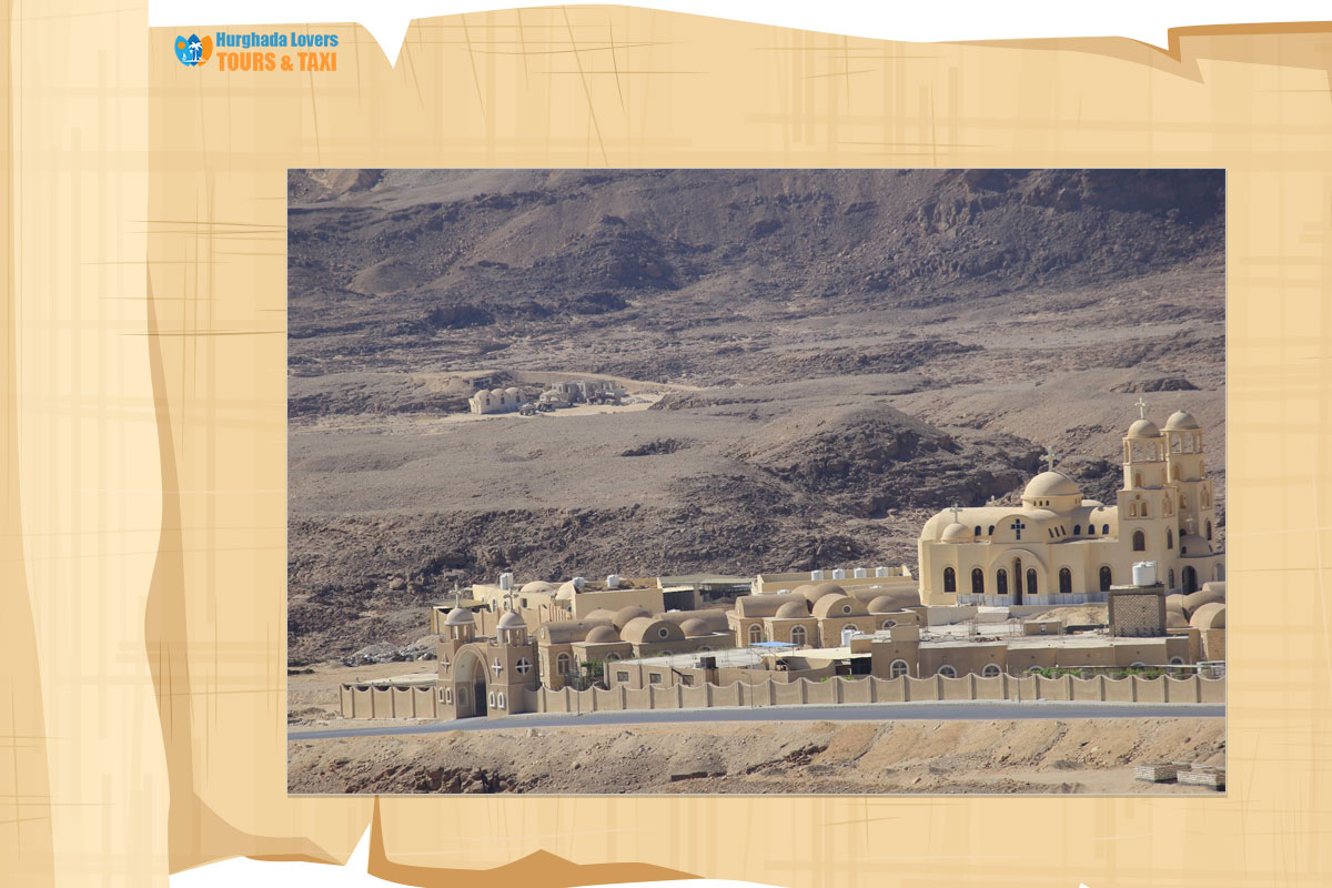 دير الأنبا بولا تاريخ بناء أقدم الاديرة القبطية التاريخية في بني سويف مصر والقريبة من محافظة البحر الأحمر