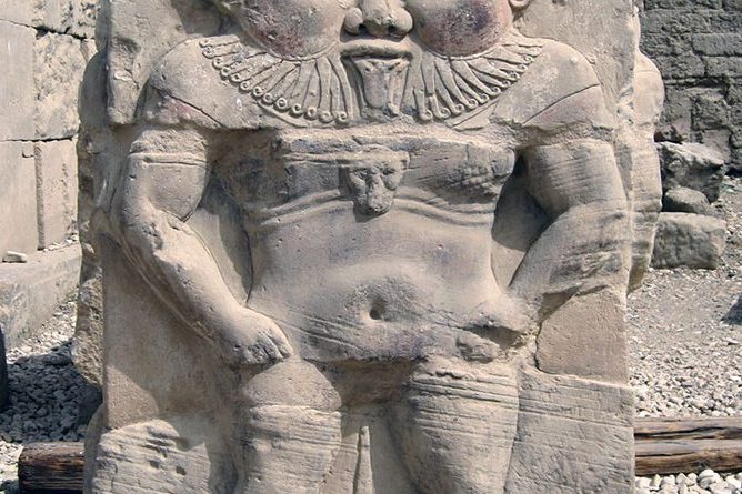 مقبرة رع حتب وزوجته نفرت تاريخ بناء اهم المقابر الفرعونية والمططبة الاثرية في بني سويف مصر