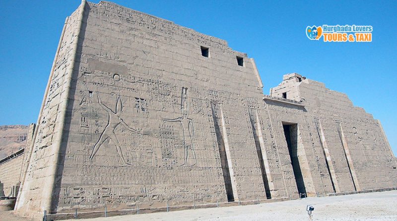 معبد هابو | تاريخ بناء مدينة هابو الجنائزية لملك رمسيس الثالث في الأقصر مصر