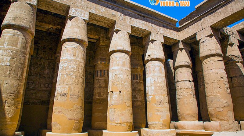 معبد خنسو في الكرنك تاريخ بناء أفضل المعابد المحفوظة والمكتملة في مجمع معابد الكرنك الأقصر حضارة مصر القديمة